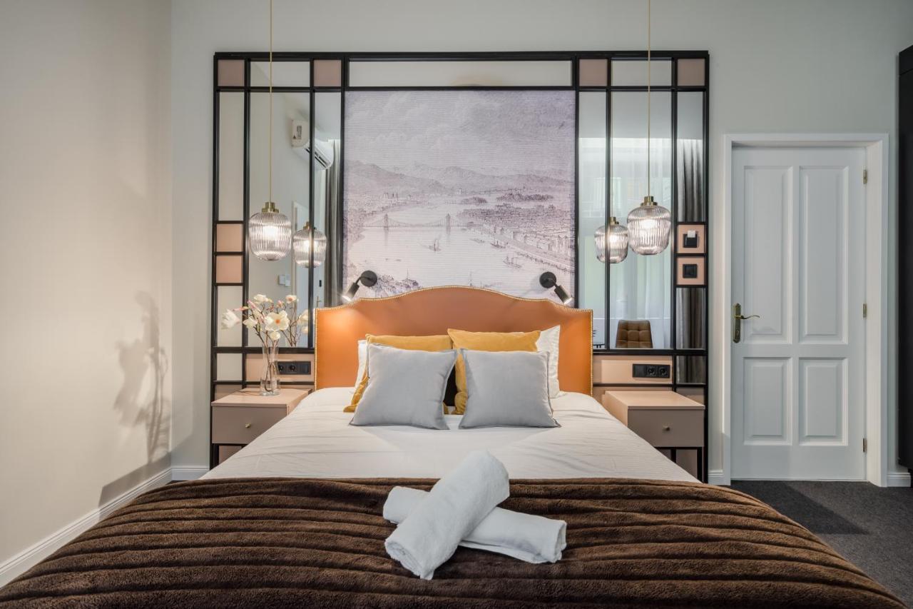 Astoria Boutique Suites- Best Location By Bqa Будапеща Екстериор снимка
