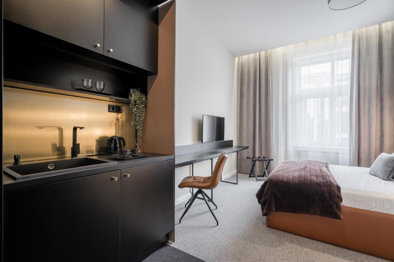 Astoria Boutique Suites- Best Location By Bqa Будапеща Екстериор снимка