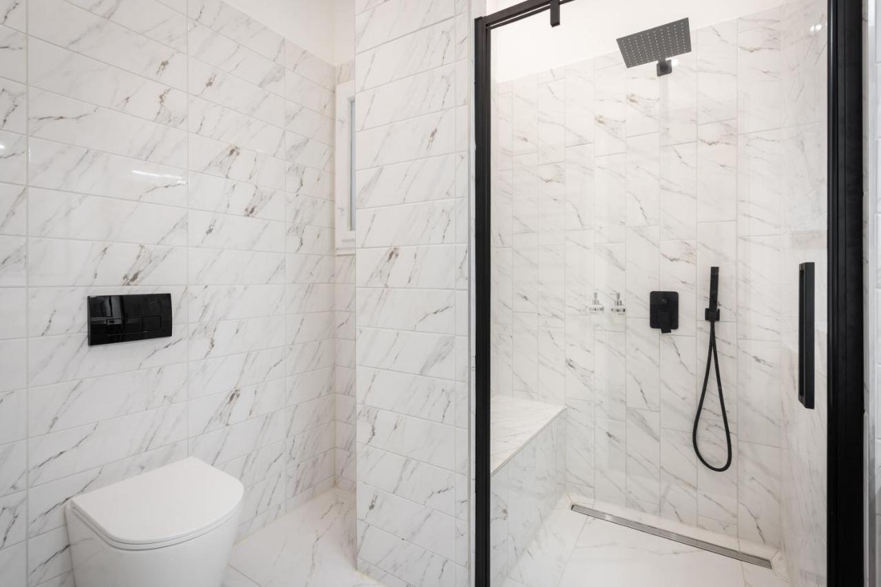 Astoria Boutique Suites- Best Location By Bqa Будапеща Екстериор снимка