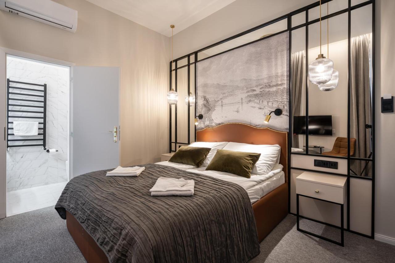 Astoria Boutique Suites- Best Location By Bqa Будапеща Екстериор снимка