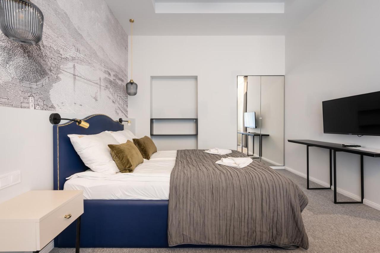Astoria Boutique Suites- Best Location By Bqa Будапеща Екстериор снимка