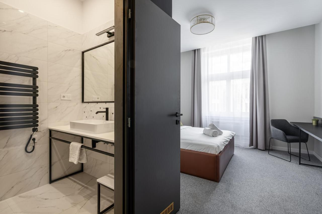 Astoria Boutique Suites- Best Location By Bqa Будапеща Екстериор снимка